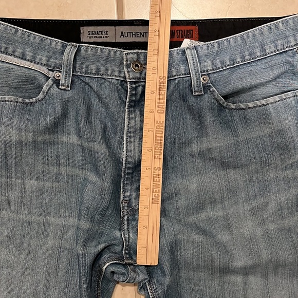 Mens 36 x 34 Signature Levi slim straight leg unique light blue jeans - Picture 3 of 13